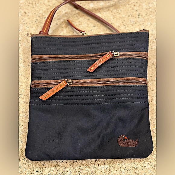 Dooney & Bourke Navy Nylon Crossbody Small Mini Shoulder Bag Adjustable Strap - Picture 1 of 15